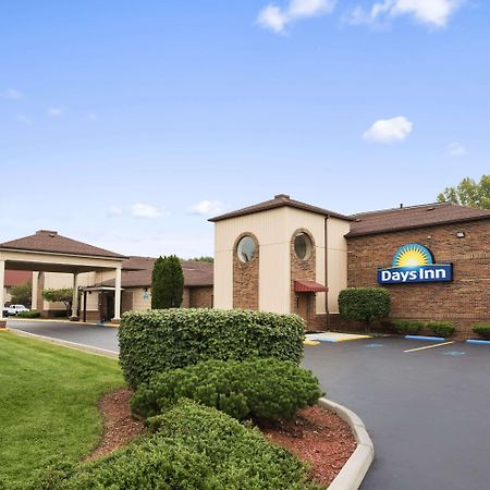 Days Inn By Wyndham Middletown Exterior photo