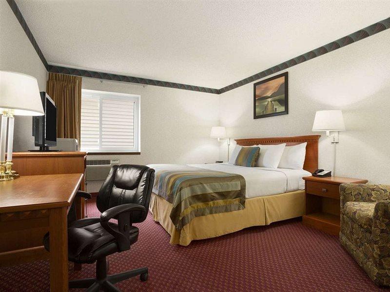 Days Inn By Wyndham Middletown Exterior photo